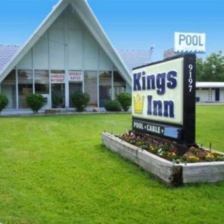 Kings Inn Cleveland Strongsville Extérieur photo