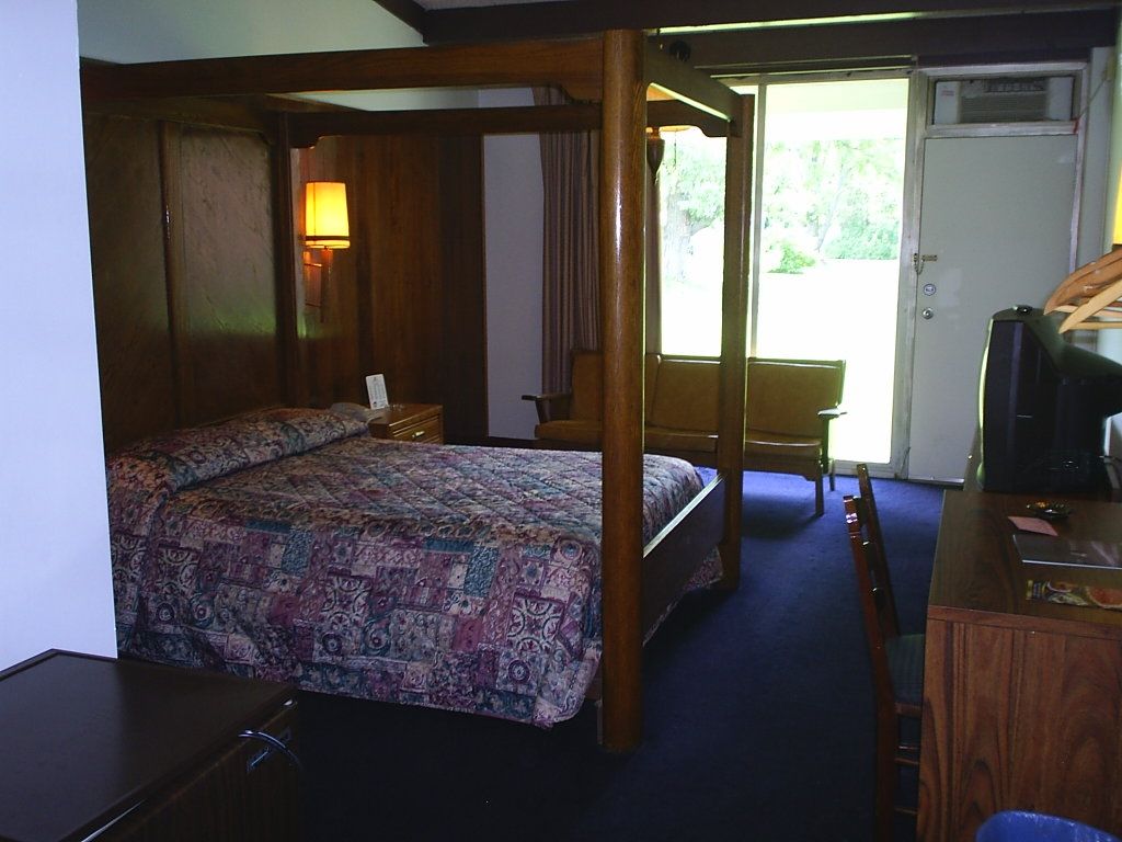Kings Inn Cleveland Strongsville Chambre photo
