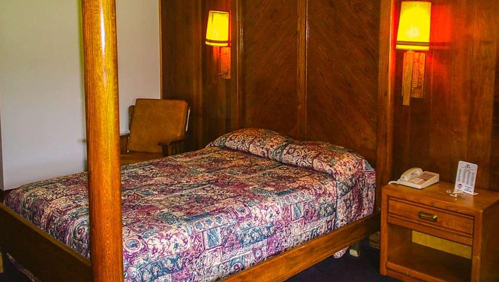 Kings Inn Cleveland Strongsville Chambre photo
